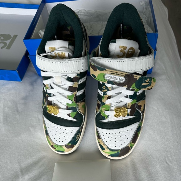 Adidas x BAPE Forum 84 Low “30th Anniversary Green Camo” Sneakers - Picture 3 of 9